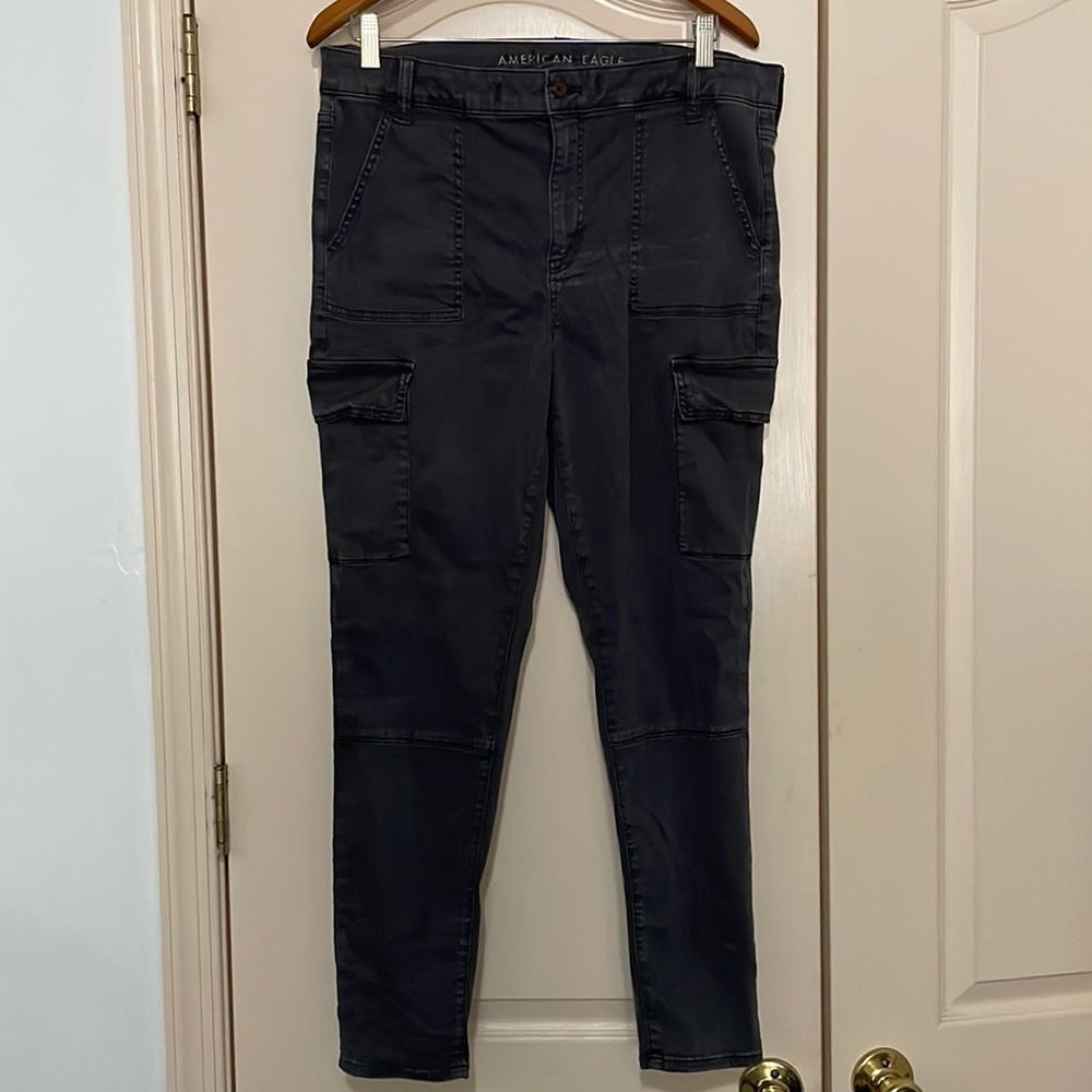 American Eagle Next Level Cargo Jegging